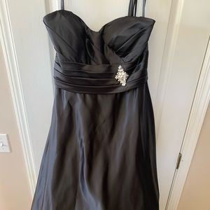 Black polyester formal gown - no alterations.  Perfect for formal or prom.
